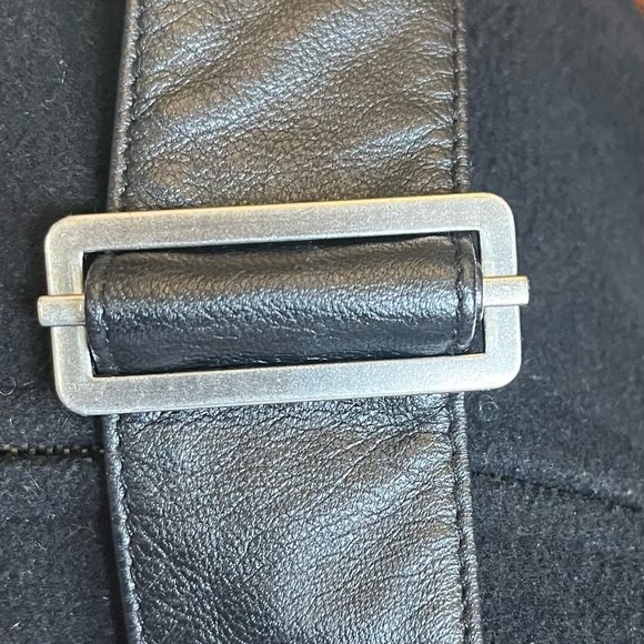 Women’s Bomber Jacket - Picture 4 of 7